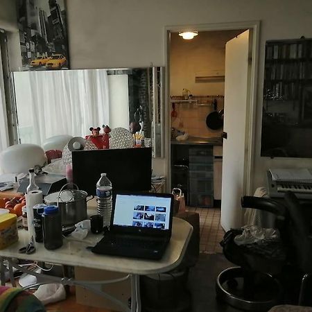 Studioparis Luaran gambar